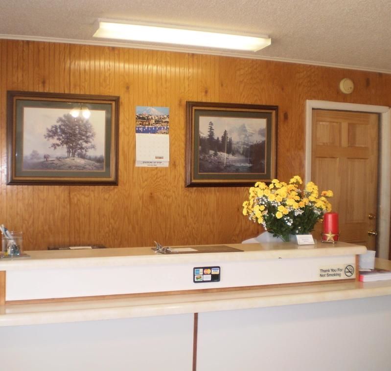 Budget Inn And Suites Siloam Springs Interior photo