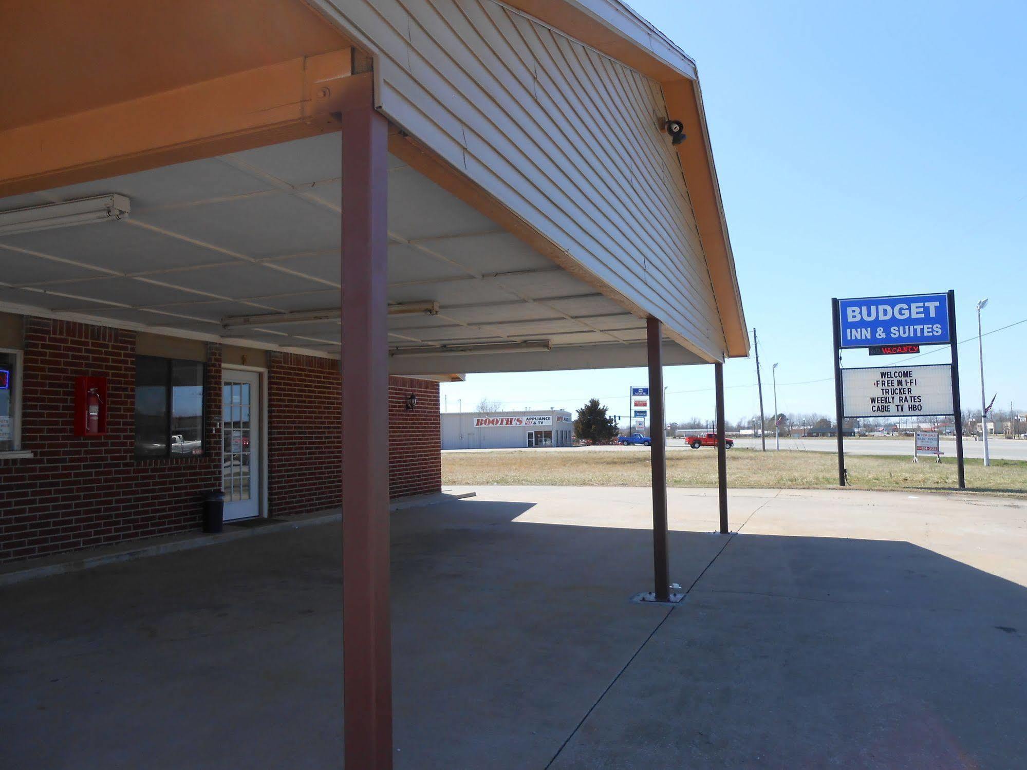 Budget Inn And Suites Siloam Springs Exterior photo